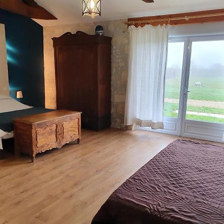 Le Domaine De Bellevue Bed & Breakfast Tanzac Luaran gambar