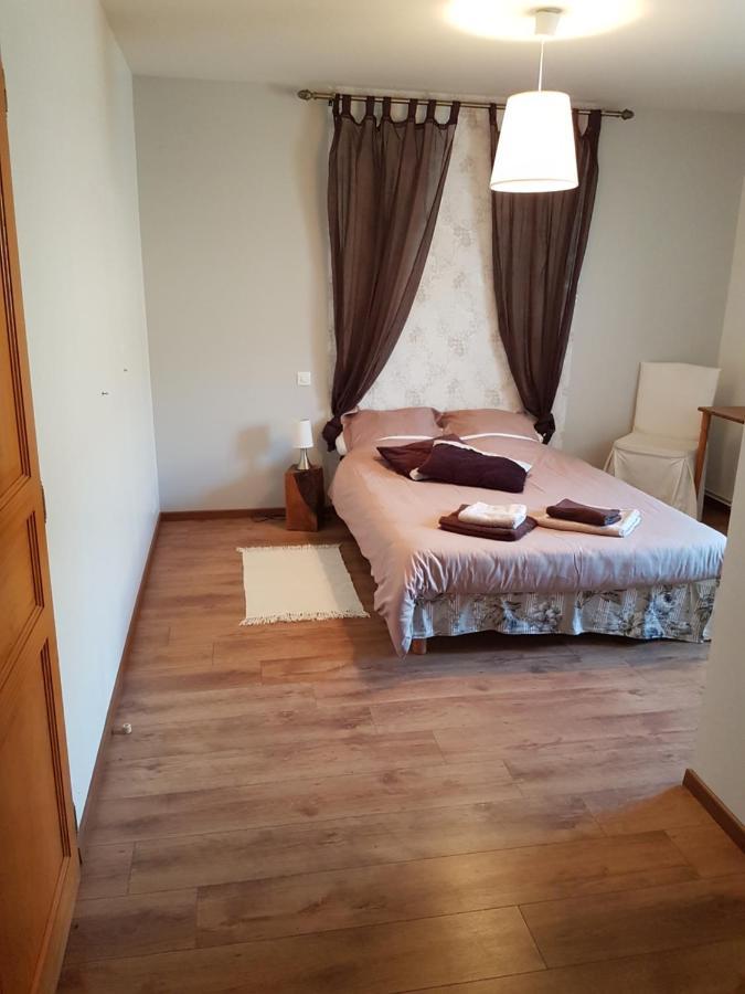 Le Domaine De Bellevue Bed & Breakfast Tanzac Luaran gambar