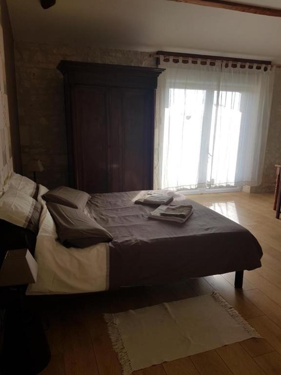 Le Domaine De Bellevue Bed & Breakfast Tanzac Luaran gambar