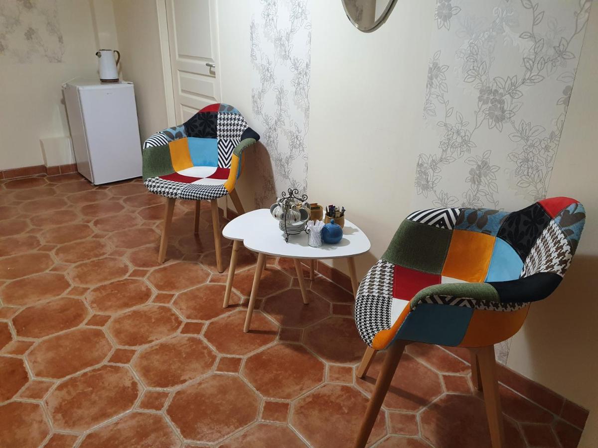 Le Domaine De Bellevue Bed & Breakfast Tanzac Luaran gambar